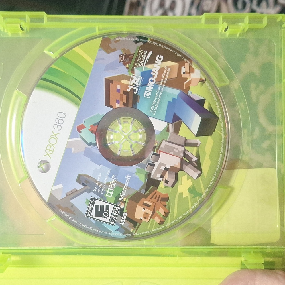 XBOX 360 Minecraft Edition - Picture 3 of 3